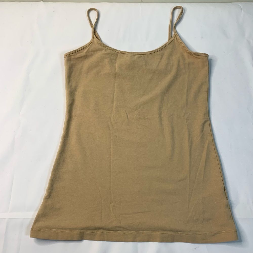 Forever 21 Bundle of two‎ tank tops